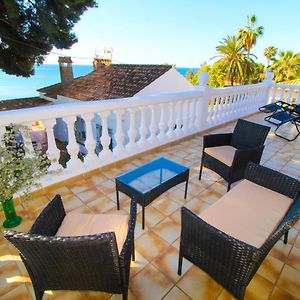 Great Villa, Sea Views, 20 Secs Walk To The Beach, Bbq, 9 People, 5 Mins Car From Alicante City Center, Sailing Club 3 Mins Walk